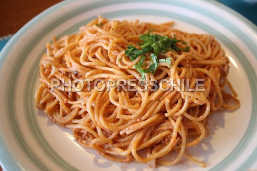 Tallarines con atún